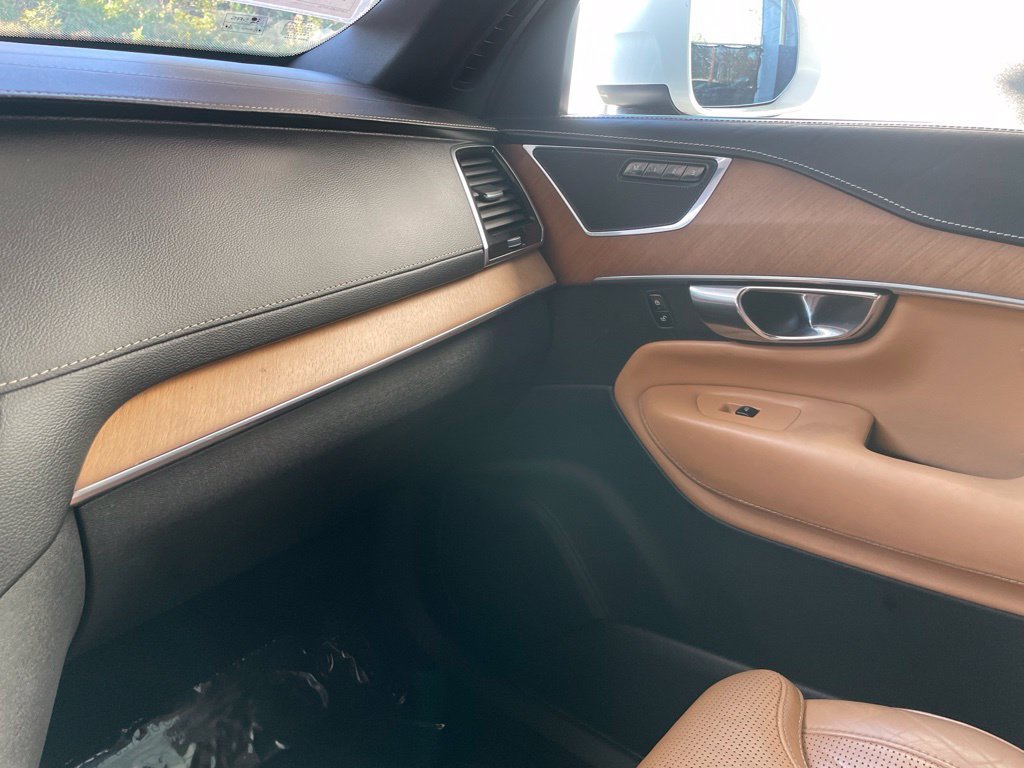 Used 2017 Volvo XC90 T8 Inscription w/ Vision Package AWD/4WD image 29