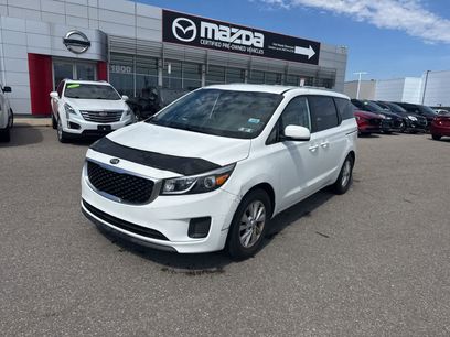 Used 2015 Kia Sedona LX