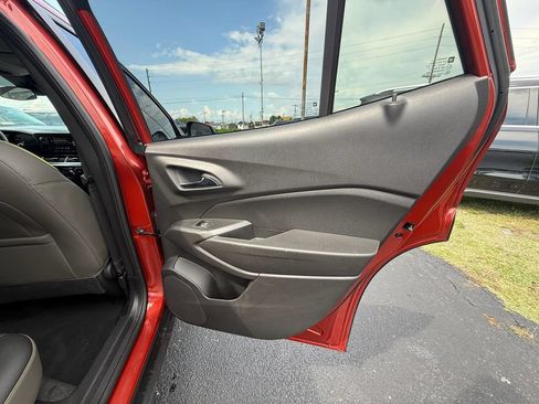 Used 2024 Chevrolet Trax ACTIV FWD image 20