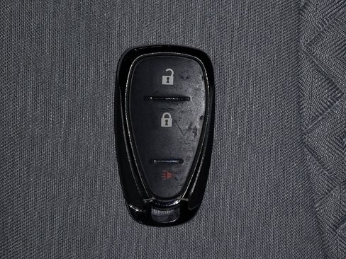 Used 2023 Chevrolet Equinox LS w/ LS Convenience Package FWD image 32