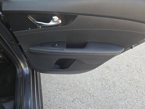 Used 2022 Kia Forte GT-Line w/ GT-Line Technology Package image 8