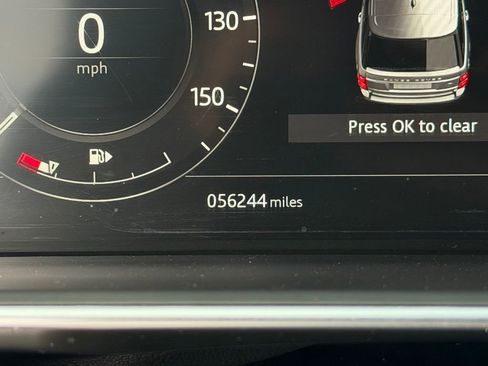 Used 2020 Land Rover Range Rover image 33