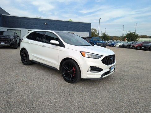Used 2020 Ford Edge ST w/ Equipment Group 401A image 7
