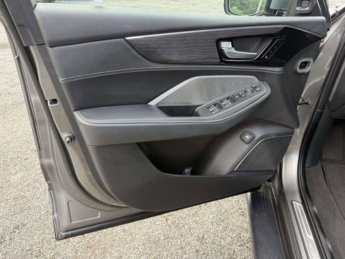 Used 2024 Acura MDX SH-AWD w/ Advance Package image 12