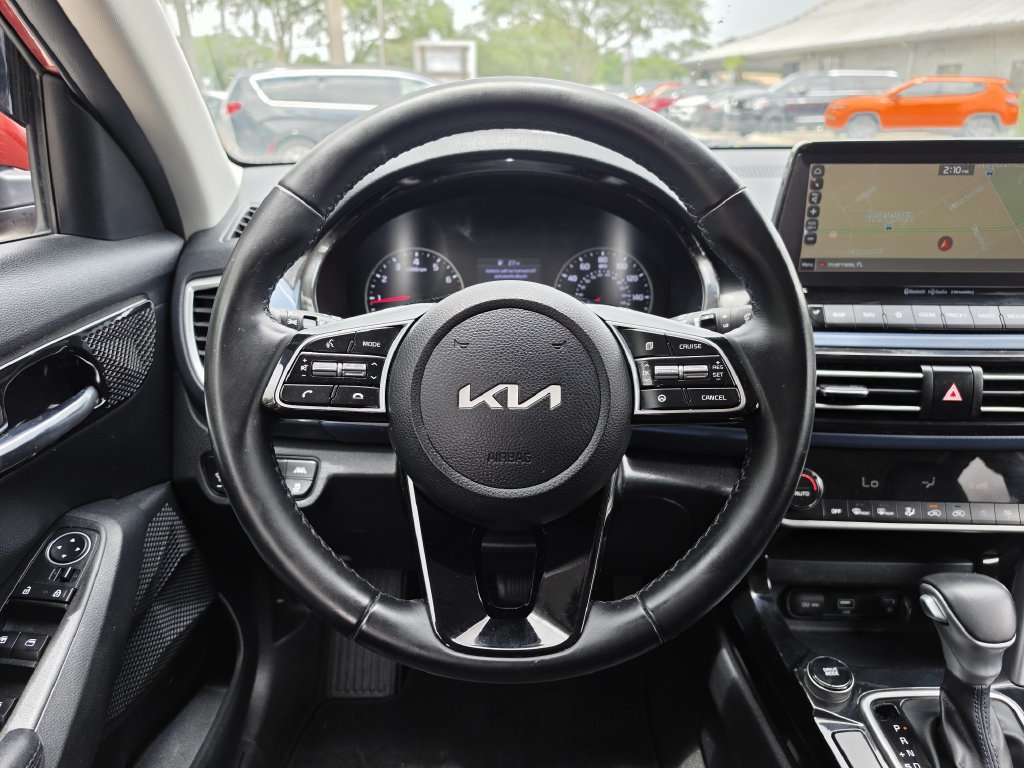 Used 2022 Kia Seltos S FWD image 12