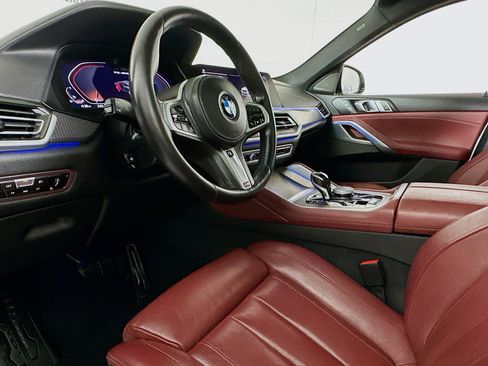 Used 2021 BMW X6 M50i AWD/4WD image 7