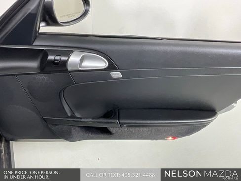 Used 2007 Porsche Boxster RWD image 17