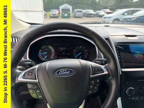 Used 2018 Ford Edge SEL AWD/4WD image 32