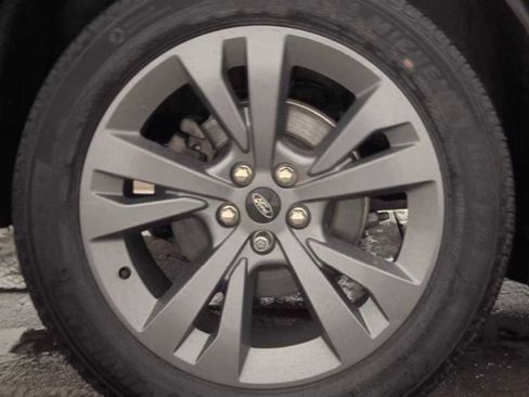 Used 2023 Ford Explorer XLT w/ Equipment Group 202A image 12