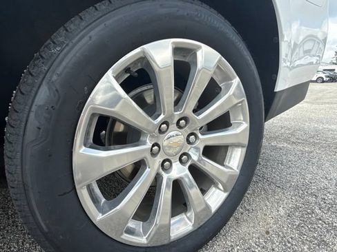Used 2023 Chevrolet Tahoe Premier RWD image 10