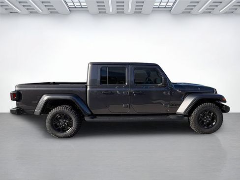 New 2026 Jeep Gladiator Sport AWD/4WD image 2