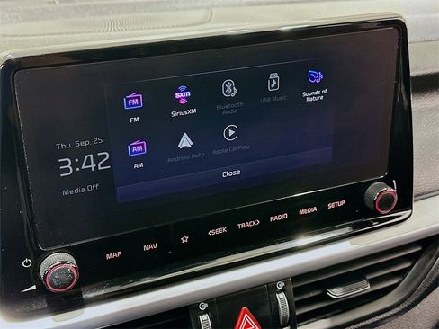 Used 2023 Kia Forte GT-Line w/ GT-Line Technology Package image 15