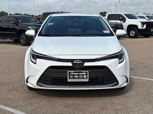 Certified 2026 Toyota Corolla XLE FWD image 3
