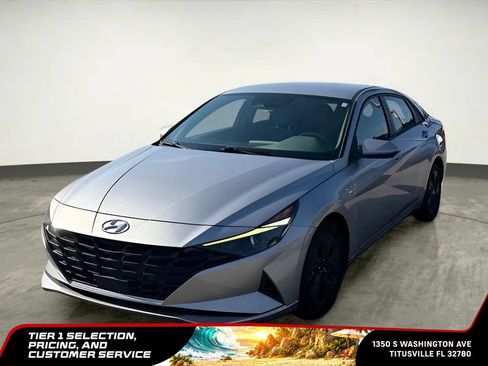 Used 2021 Hyundai Elantra SEL w/ Convenience Package FWD image 20