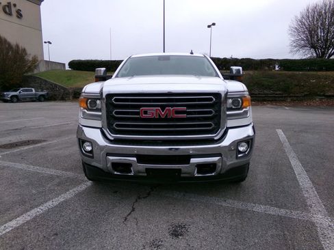 Used 2015 GMC Sierra 2500 SLT w/ Duramax Plus Package image 3