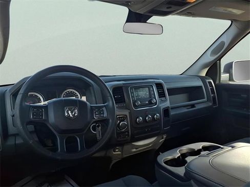 Used 2018 RAM 1500 Express w/ Express Value Package image 9