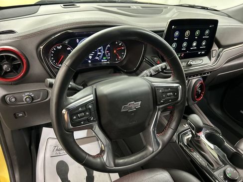 Certified 2023 Chevrolet Blazer RS w/ Driver Confidence II Package AWD/4WD image 4