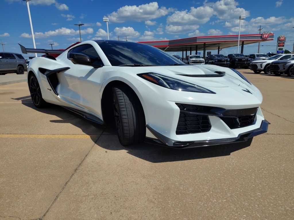 Used 2026 Chevrolet Corvette ZR1 w/ ZR1 Carbon Fiber Aero Package RWD image 11