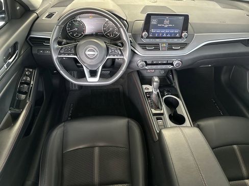 Used 2024 Nissan Altima 2.5 SR image 15