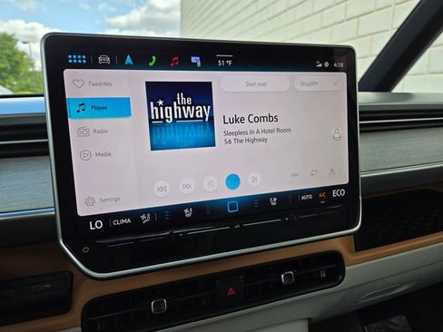 Used 2025 Volkswagen ID. Buzz 1st Edition RWD image 48