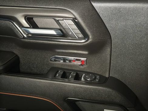 Used 2023 GMC Sierra 1500 AT4 AWD/4WD image 15
