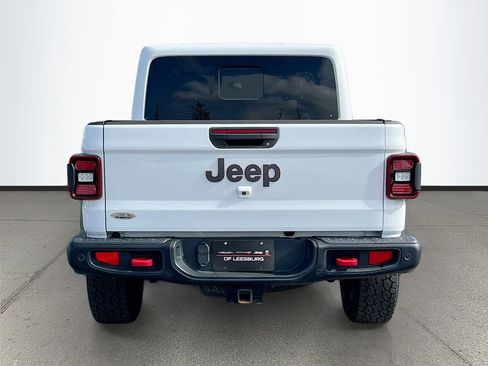 Certified 2021 Jeep Gladiator Rubicon AWD/4WD image 6