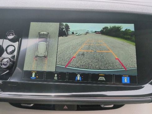 Used 2023 Buick Envision Avenir FWD image 36