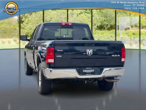 Used 2017 RAM 1500 Classic SLT image 4