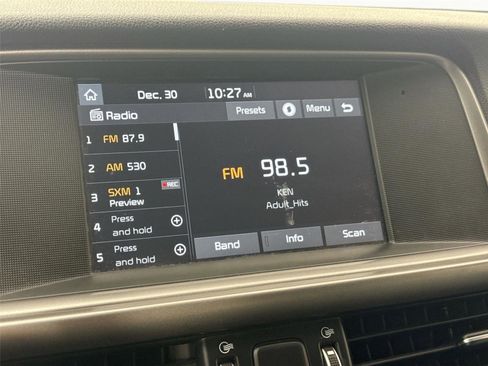 Used 2018 Kia Optima S image 20