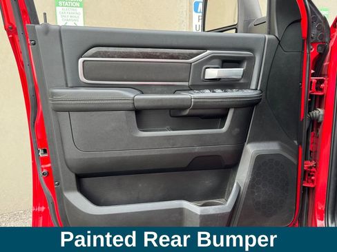 Used 2024 RAM 3500 Big Horn w/ Night Edition AWD/4WD image 17