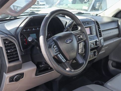 Used 2020 Ford F550 2WD Regular Cab Super Duty image 19