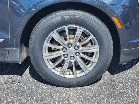 Used 2019 Cadillac XT5 Luxury AWD/4WD image 11