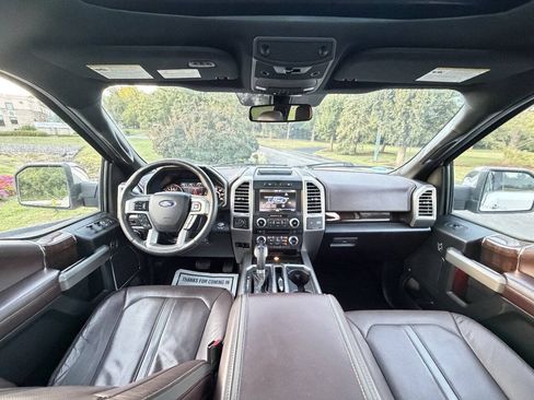 Used 2015 Ford F150 Platinum w/ Equipment Group 701A Luxury AWD/4WD image 11