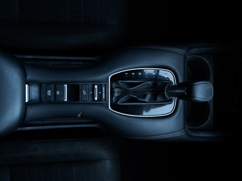 Certified 2024 Honda HR-V Sport image 27