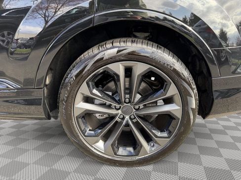 New 2026 Audi Q7 3.0T Premium Plus AWD/4WD image 9