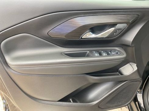 Certified 2024 GMC Terrain SLE FWD image 16