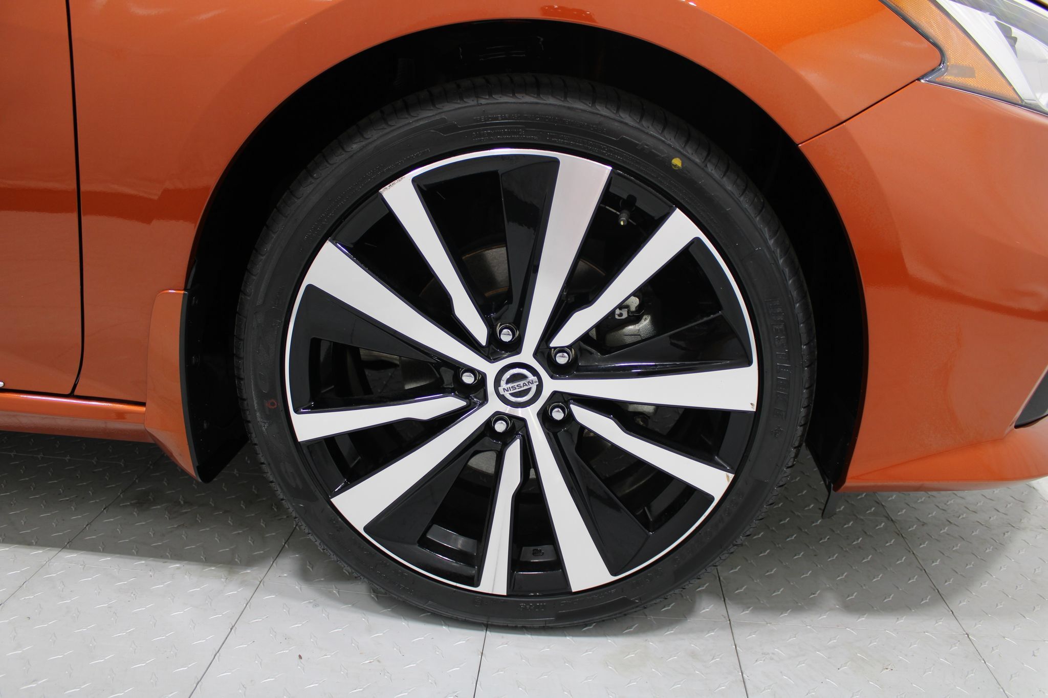 Used 2021 Nissan Altima 2.5 SR FWD image 5