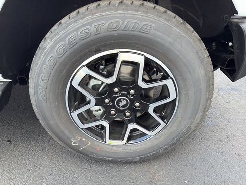 New 2025 Ford Bronco Outer Banks AWD/4WD image 15