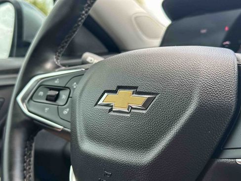 Used 2025 Chevrolet Trax LT w/ Driver Confidence Package FWD image 29