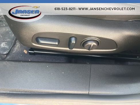 Used 2024 Chevrolet Malibu LT image 16