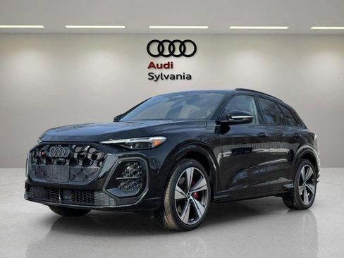 New 2025 Audi SQ5 Premium Plus image 2