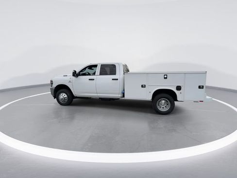 New 2026 RAM 3500 Tradesman w/ Chrome Appearance Group AWD/4WD image 5