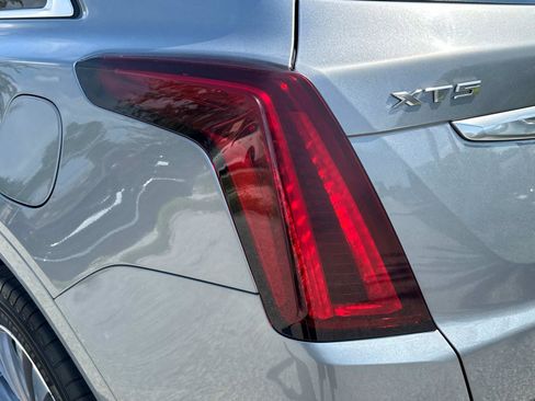 Used 2024 Cadillac XT5 Premium Luxury image 9