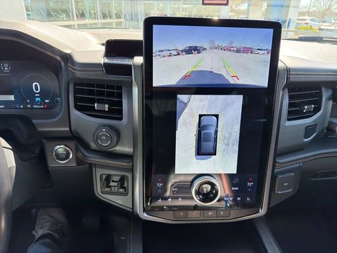 Used 2022 Ford Expedition Max Platinum image 12