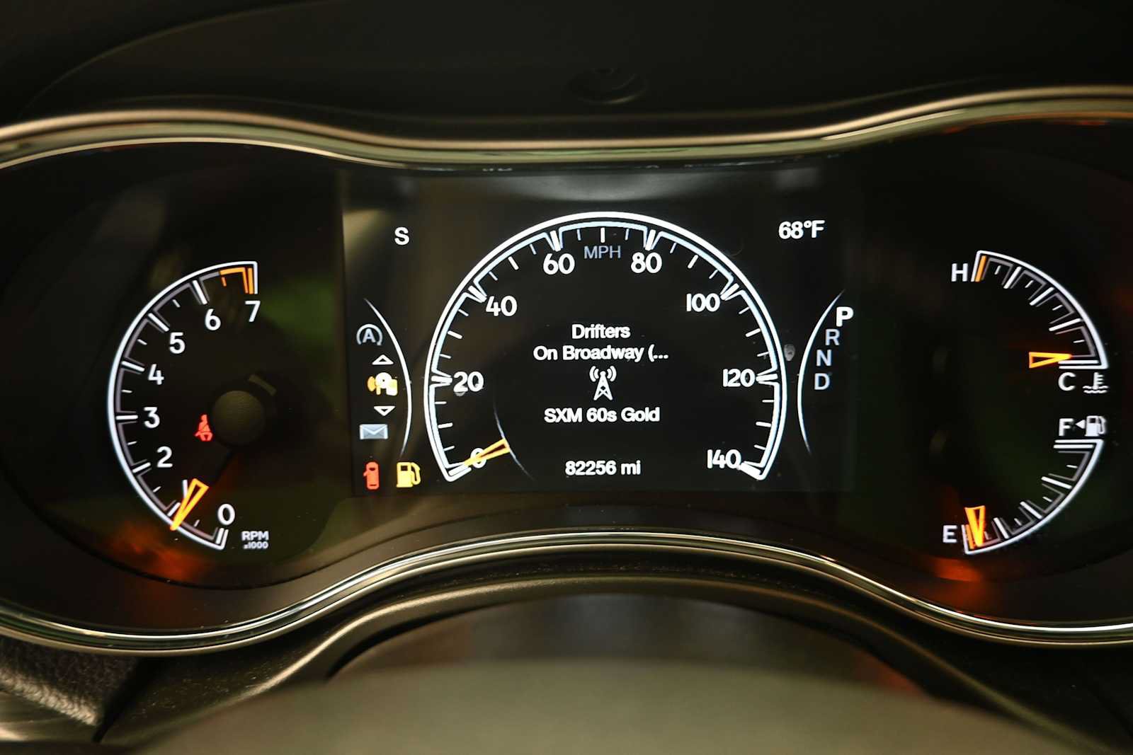 Used 2021 Jeep Grand Cherokee Limited w/ Trailer Tow Group IV AWD/4WD image 12