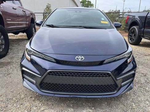 Used 2021 Toyota Corolla SE image 2