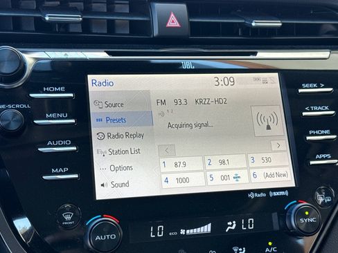 Used 2019 Toyota Camry XLE w/ Driver Assist Package FWD image 21