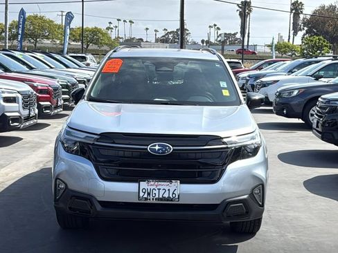 Used 2026 Subaru Forester Touring AWD/4WD image 2