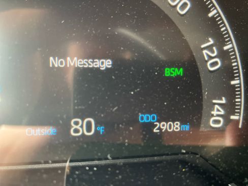 Used 2025 Toyota RAV4 XLE Premium w/ Weather Package AWD/4WD image 18