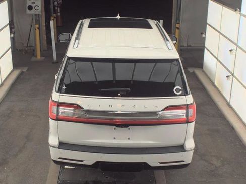 Used 2020 Lincoln Navigator Reserve w/ Equipment Group 208A Reserve image 7